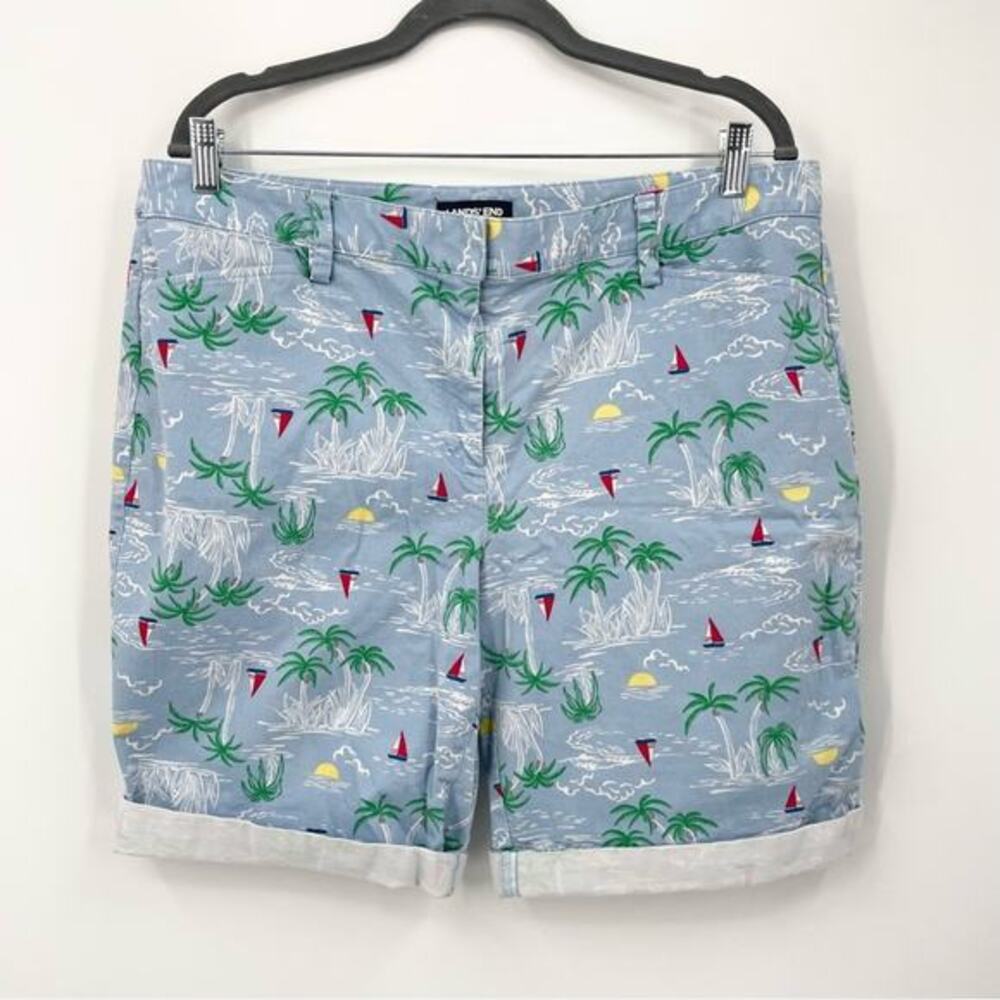 Lands End Mid Rise‎ Bermuda Shorts Size 16 Light Blue Sailboat Print